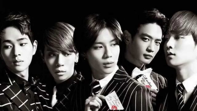 shinee 新大久保 グッズ